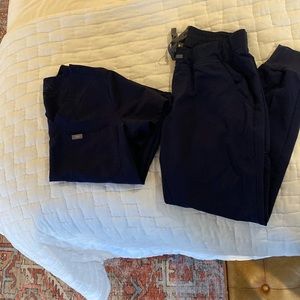 Figs navy set size medium